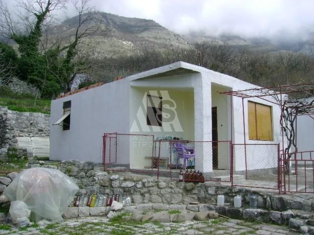 Дом в Сутоморе, Черногория, 38 м2