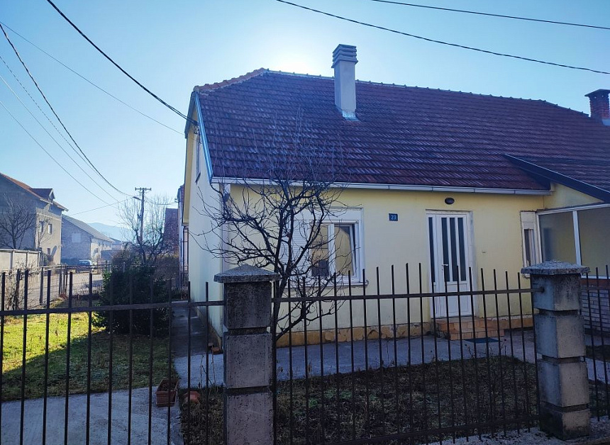 Дом в Никшиче, Черногория, 44 м2