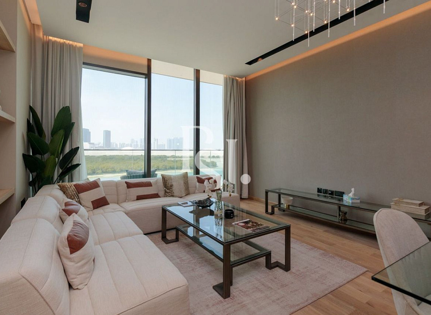 Апартаменты в Абу-Даби, ОАЭ, 176 м2