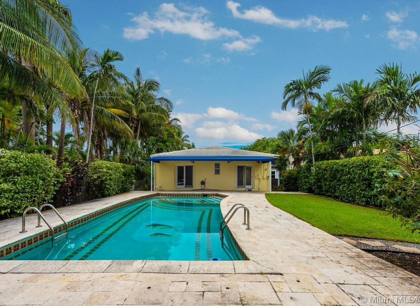 Дом в Майами, США, 150 м2