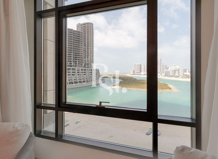 Апартаменты в Абу-Даби, ОАЭ, 146 м2