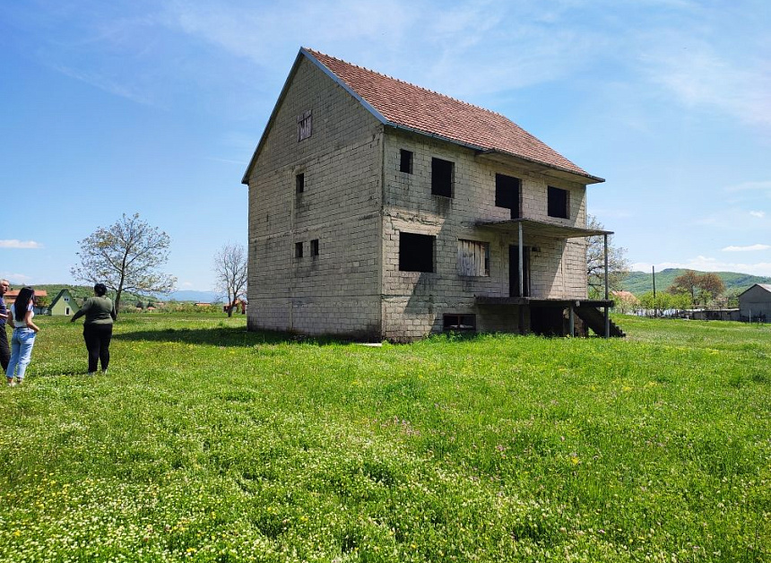 Дом в Никшиче, Черногория, 300 м2