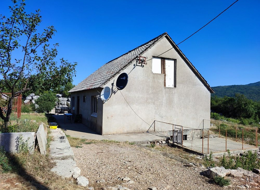 Дом в Никшиче, Черногория, 105 м2