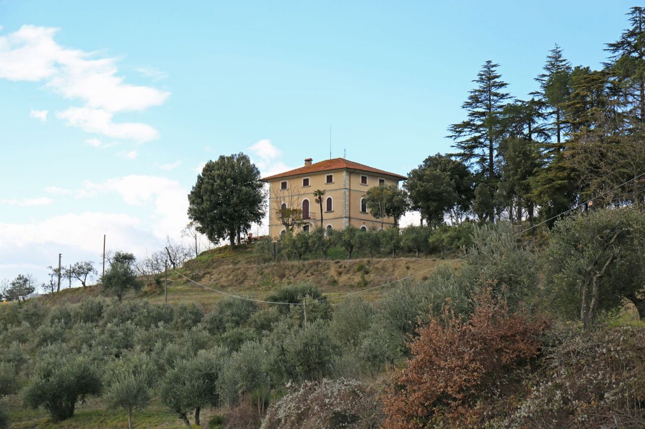 Вилла в Фабро, Италия, 882 м2 фото 3