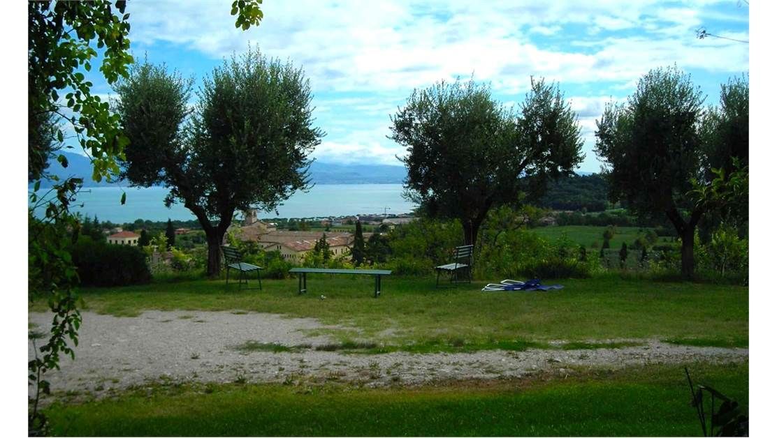 Поместье у озера Гарда, Италия, 600 м2 фото 3