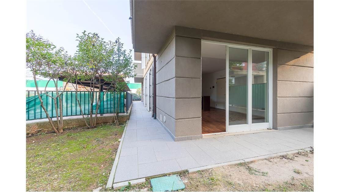 Квартира у озера Гарда, Италия, 80 м2 фото 4