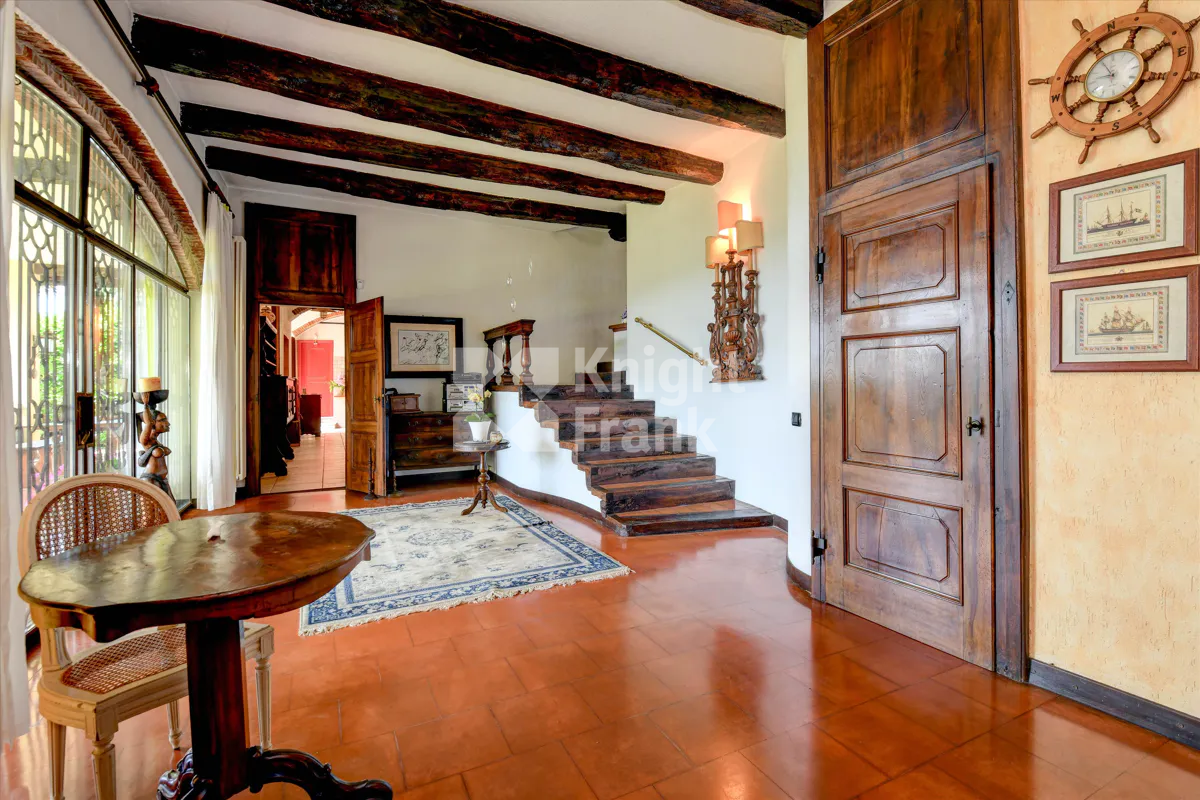 Вилла в Комо, Италия, 520 м2 фото 4