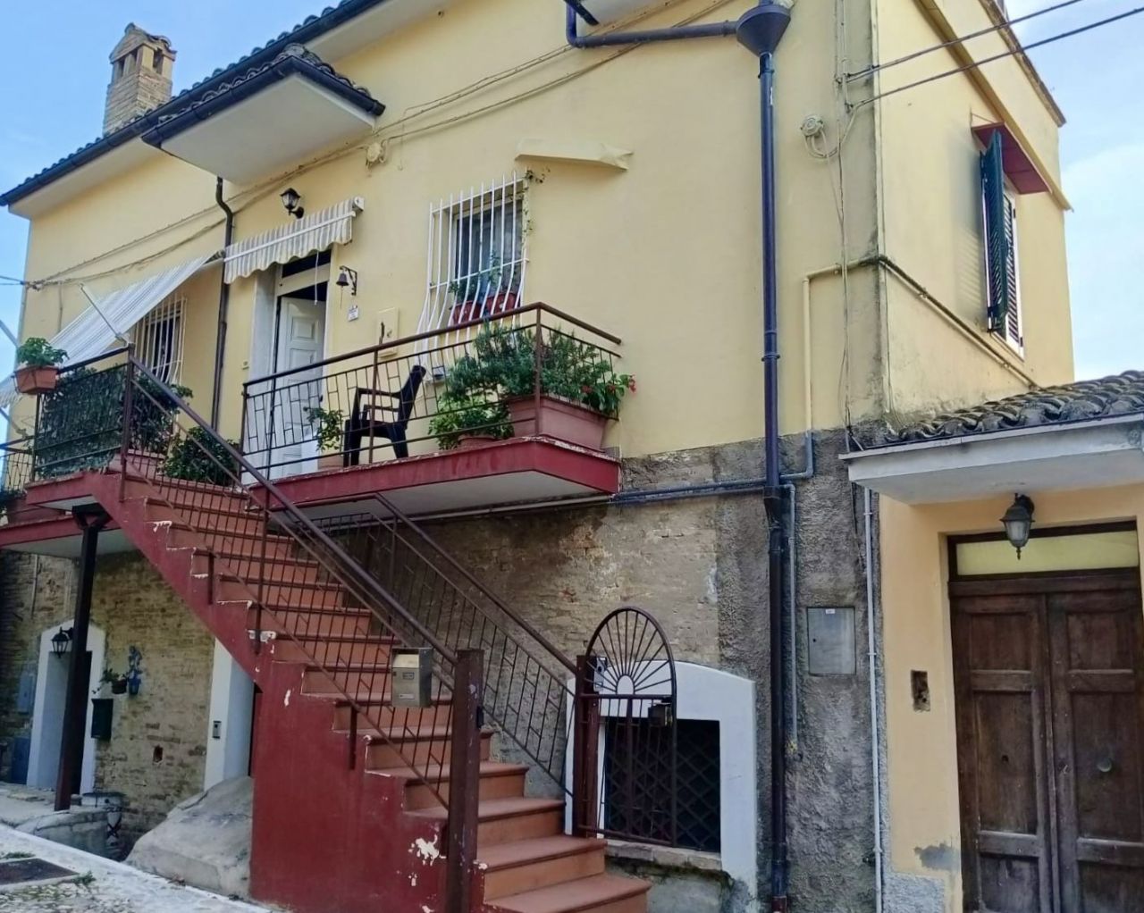 Таунхаус в Лорето-Апрутино, Италия, 80 м2 фото 1
