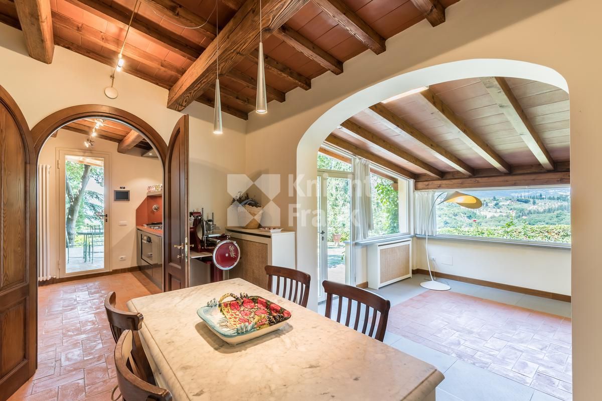 Вилла Фьезоле, Италия, 680 м2 фото 5