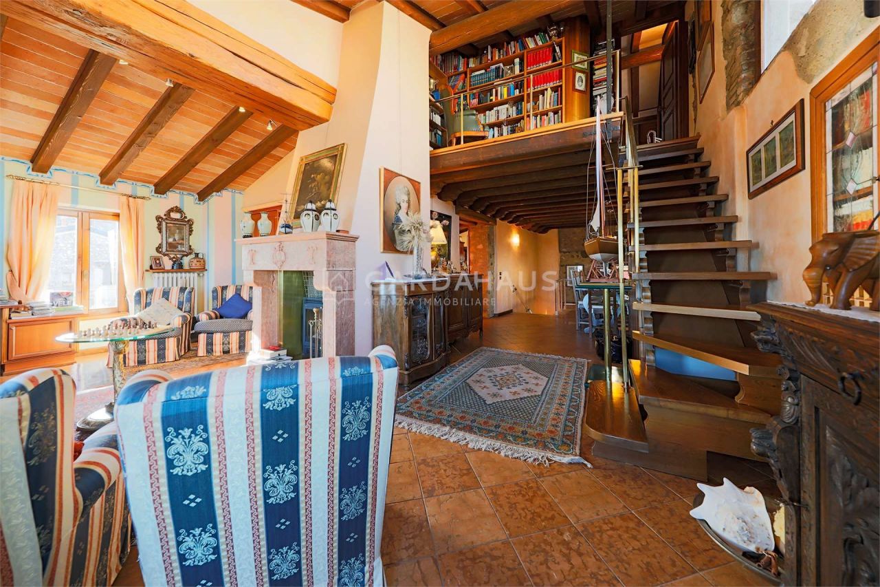 Апартаменты у озера Гарда, Италия, 91 м2 фото 5