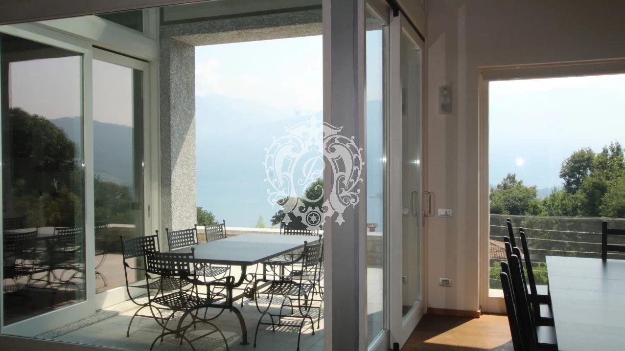 Вилла в Грианте, Италия, 300 м2 фото 1