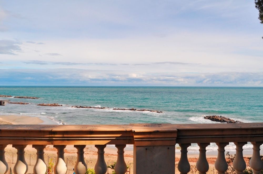 Вилла в Сан-Ремо, Италия, 385 м2 фото 5