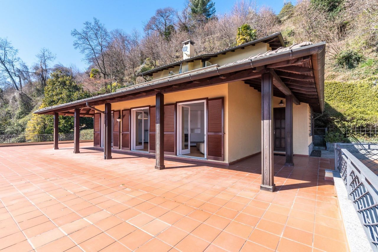 Вилла в Массино-Висконти, Италия, 300 м2 фото 2