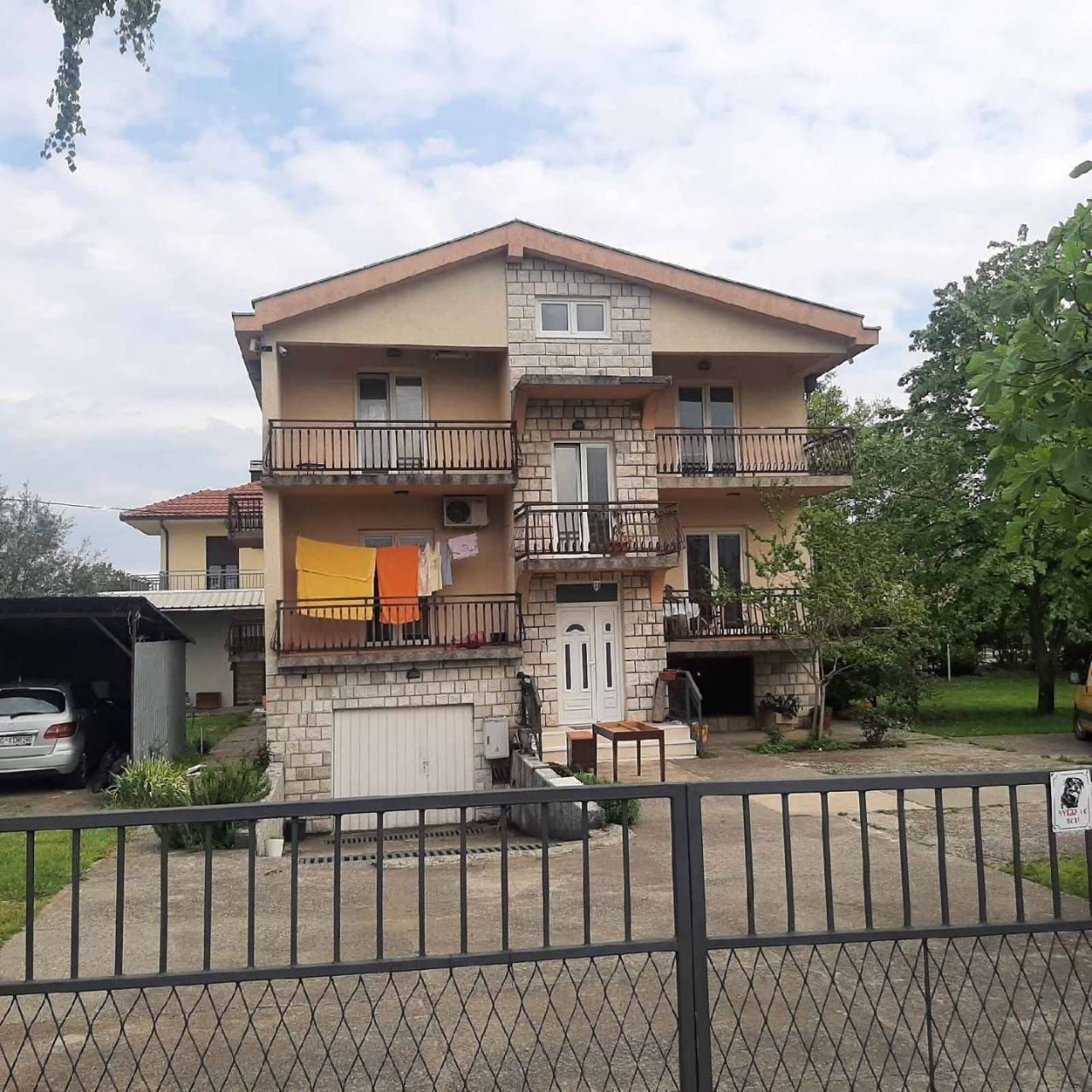 Дом в Подгорице, Черногория, 260 м2 фото 3