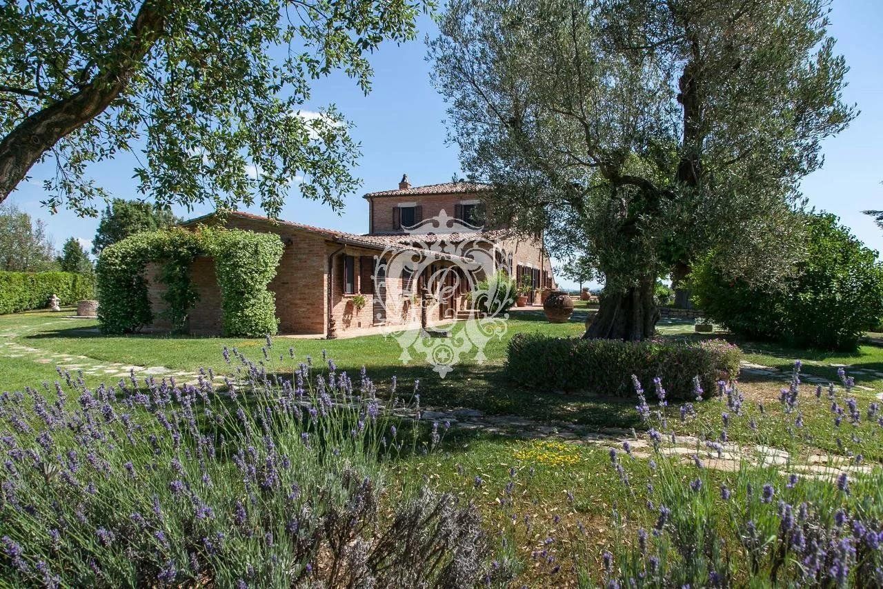 Дом в Кьюси, Италия, 450 м2 фото 4