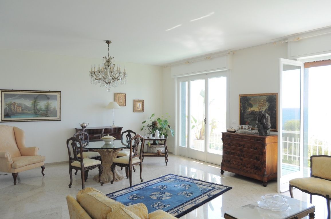 Пентхаус в Оспедалетти, Италия, 155 м2 фото 3