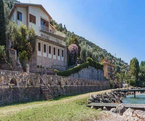 Вилла у озера Гарда, Италия, 375 м2 фото 2
