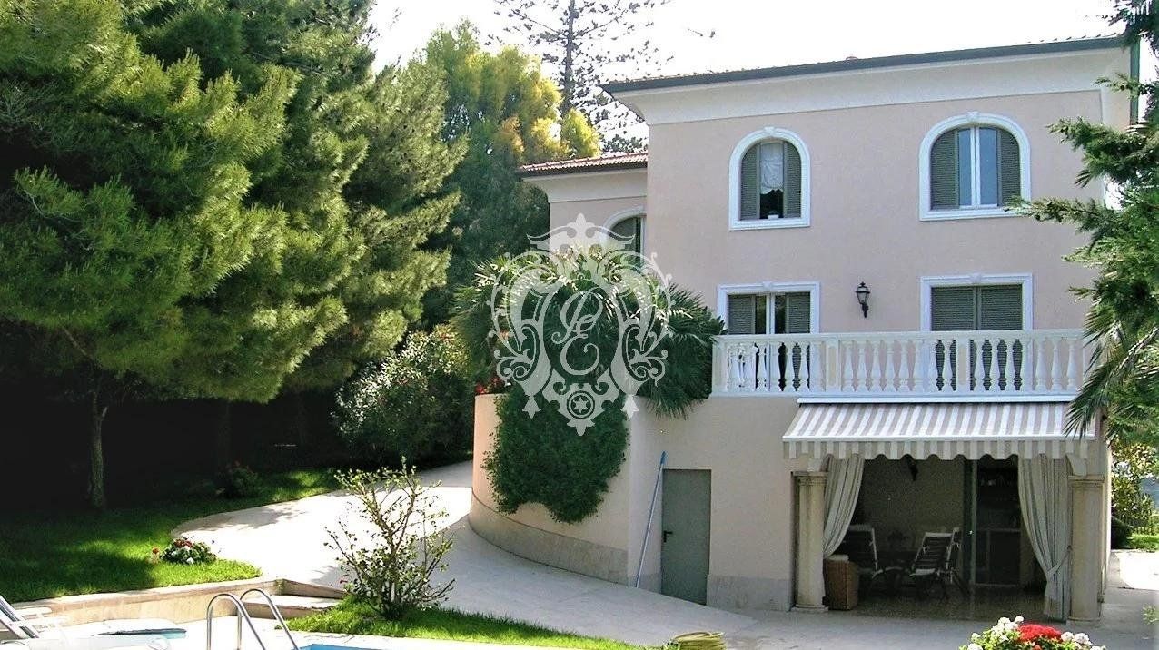 Вилла в Сан-Ремо, Италия, 500 м2 фото 3