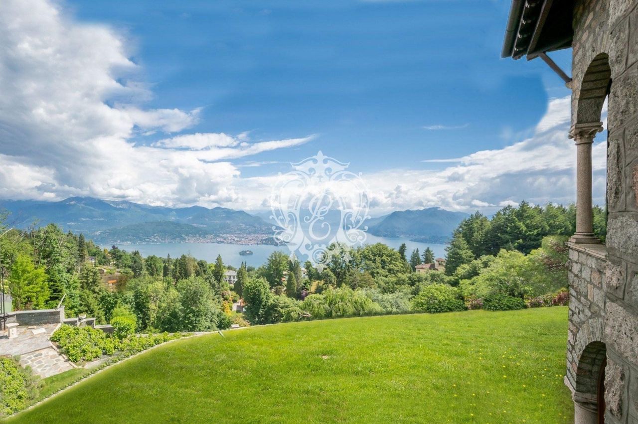 Вилла в Стрезе, Италия, 700 м2 фото 4