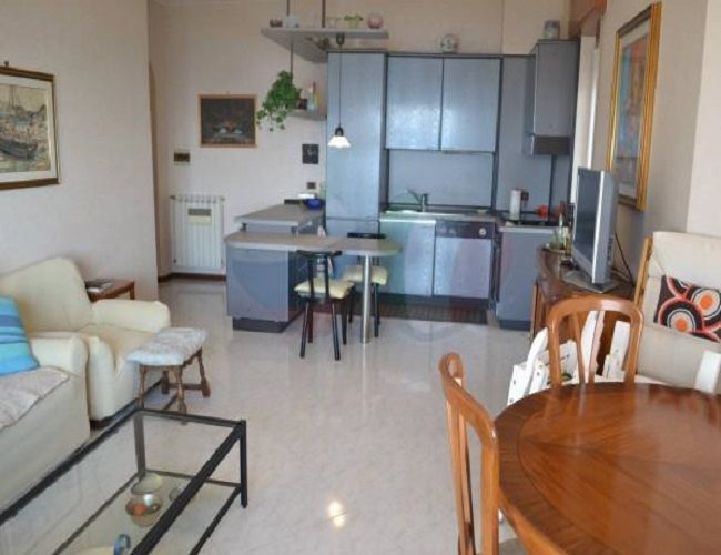 Квартира в Оспедалетти, Италия, 80 м2 фото 2
