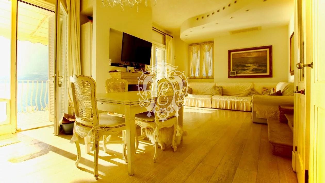 Вилла в Дервио, Италия, 300 м2 фото 4