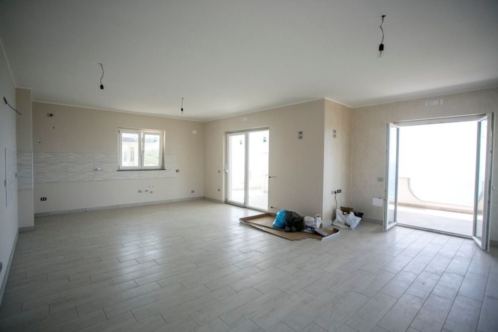 Вилла в Дзамброне, Италия, 450 м2 фото 2