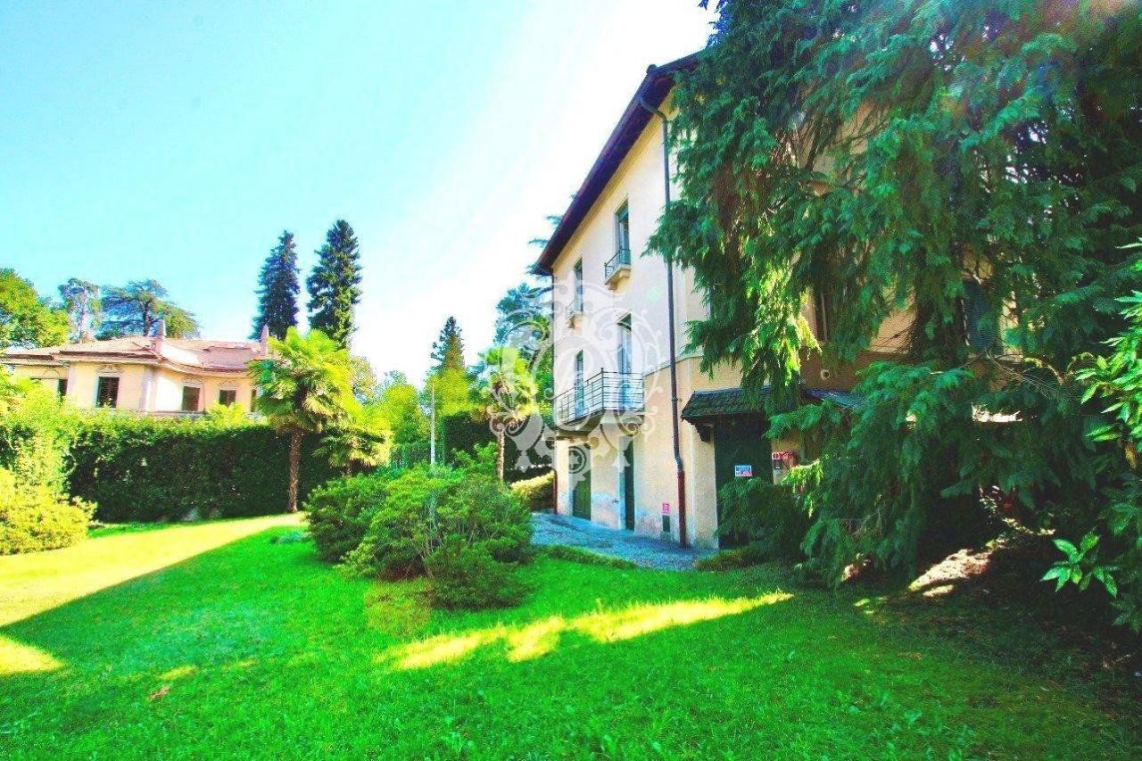 Вилла в Стрезе, Италия, 340 м2 фото 2