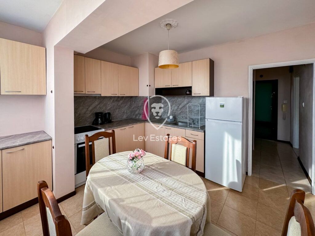 Квартира в Бургасе, Болгария, 65 м2 фото 3