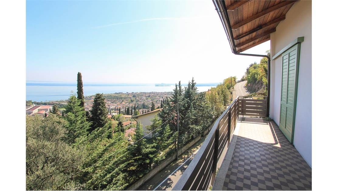 Вилла у озера Гарда, Италия, 150 м2 фото 1