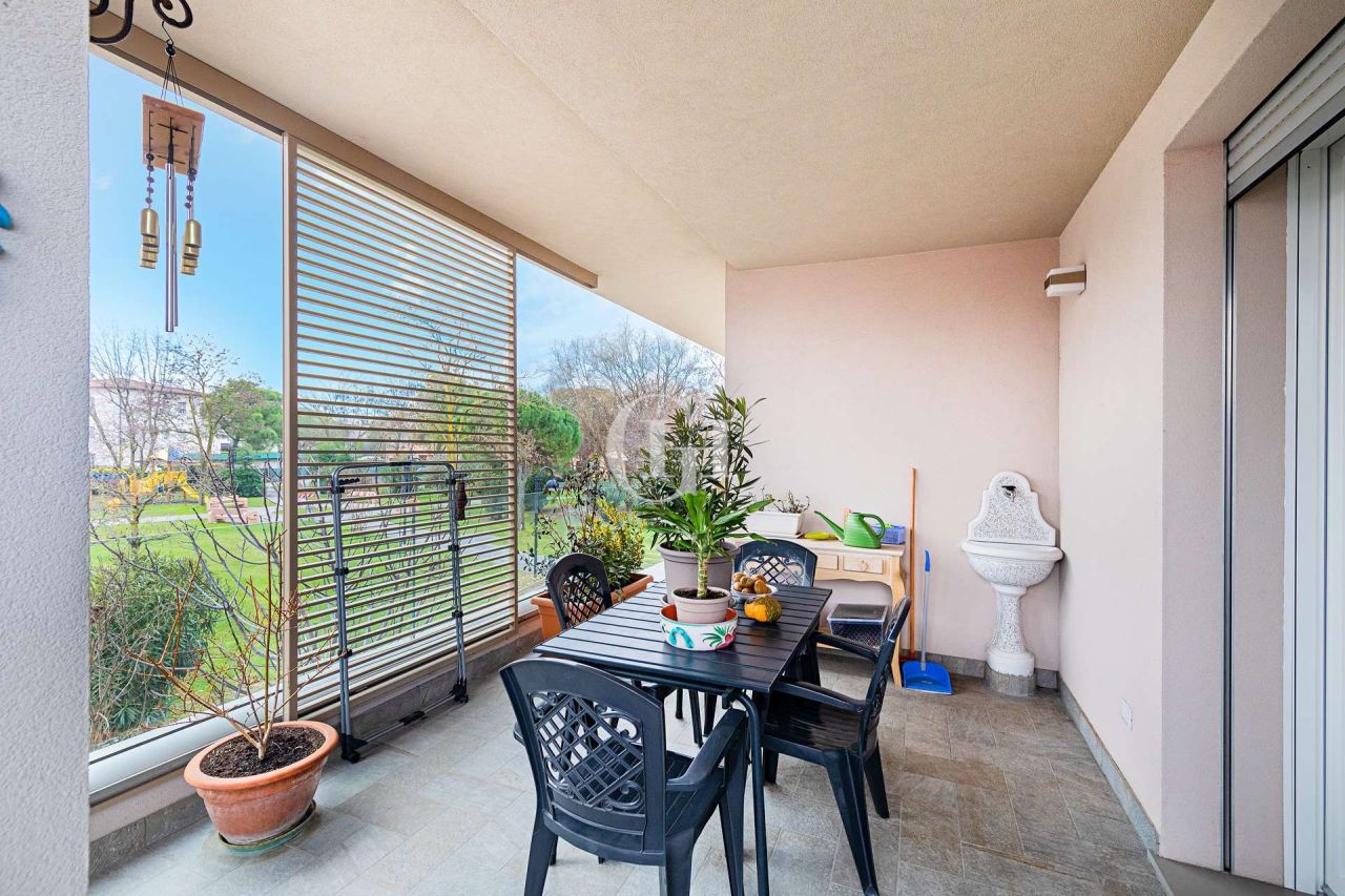 Апартаменты у озера Гарда, Италия, 85 м2 фото 3