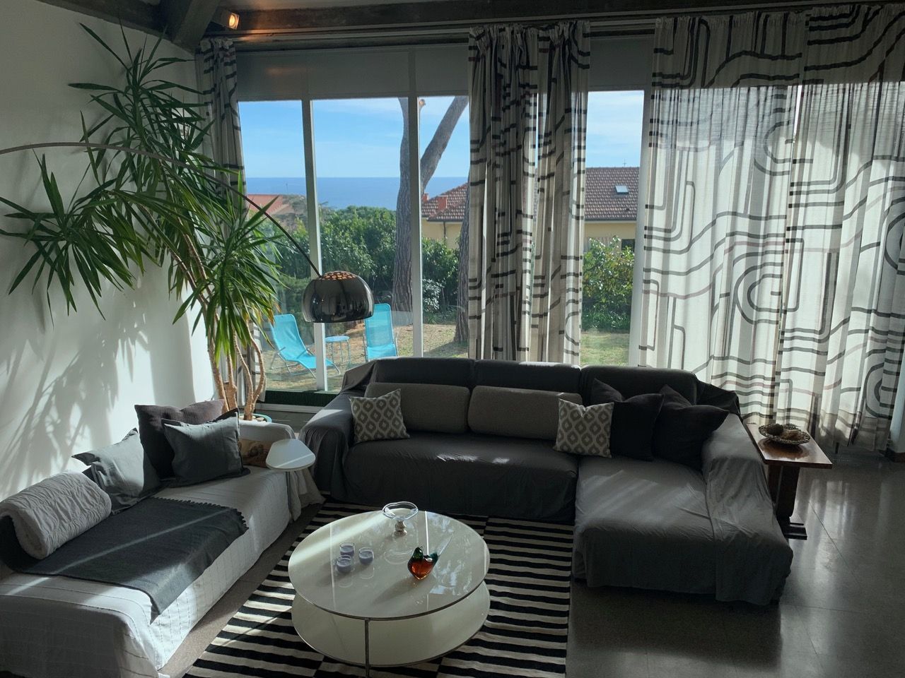 Вилла в Сан-Ремо, Италия, 400 м2 фото 1