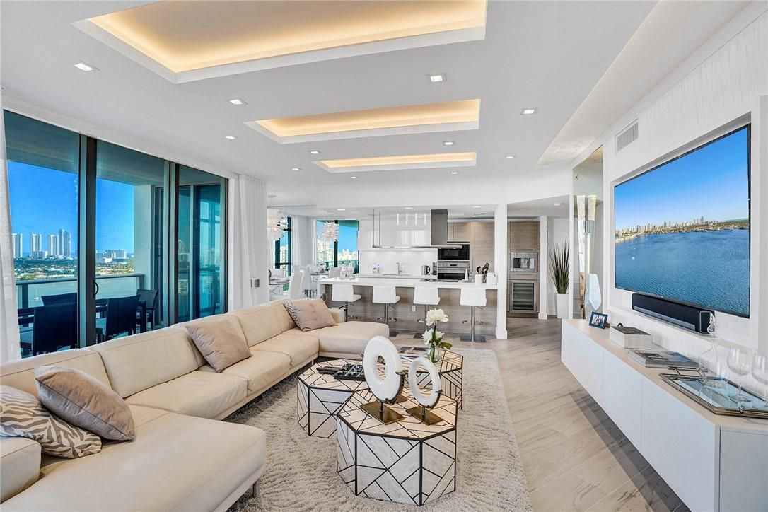 Квартира в Майами, США, 250 м2 фото 3