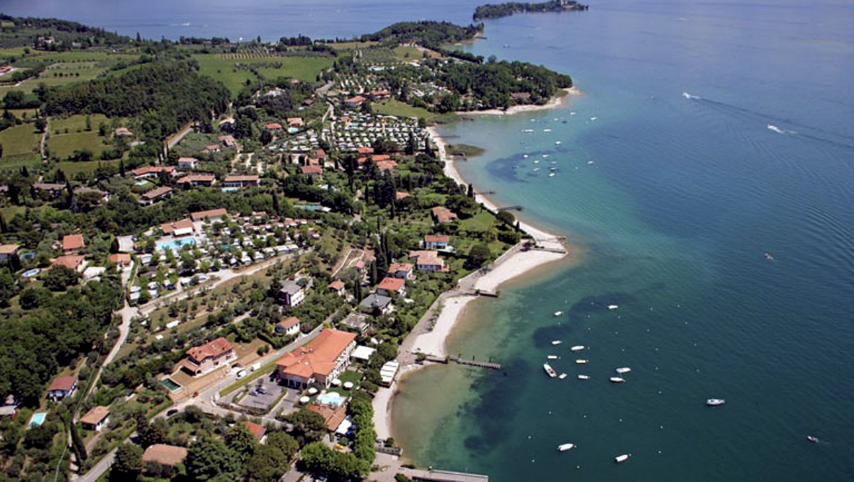 Вилла у озера Гарда, Италия, 250 м2 фото 5