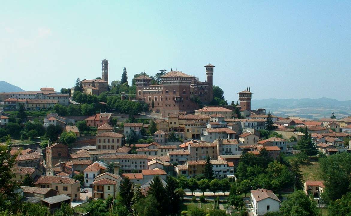 Замок в Алессандрии, Италия, 6 000 м2 фото 3