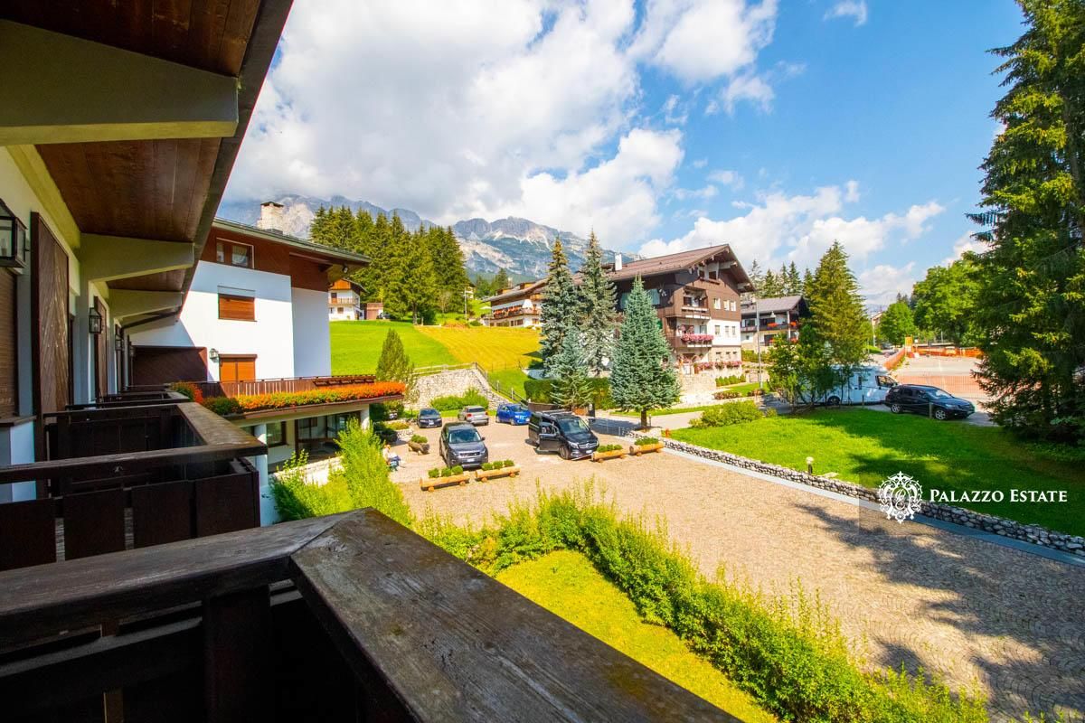 Апартаменты в Кортина Д'Ампеццо, Италия, 79 м2 фото 3