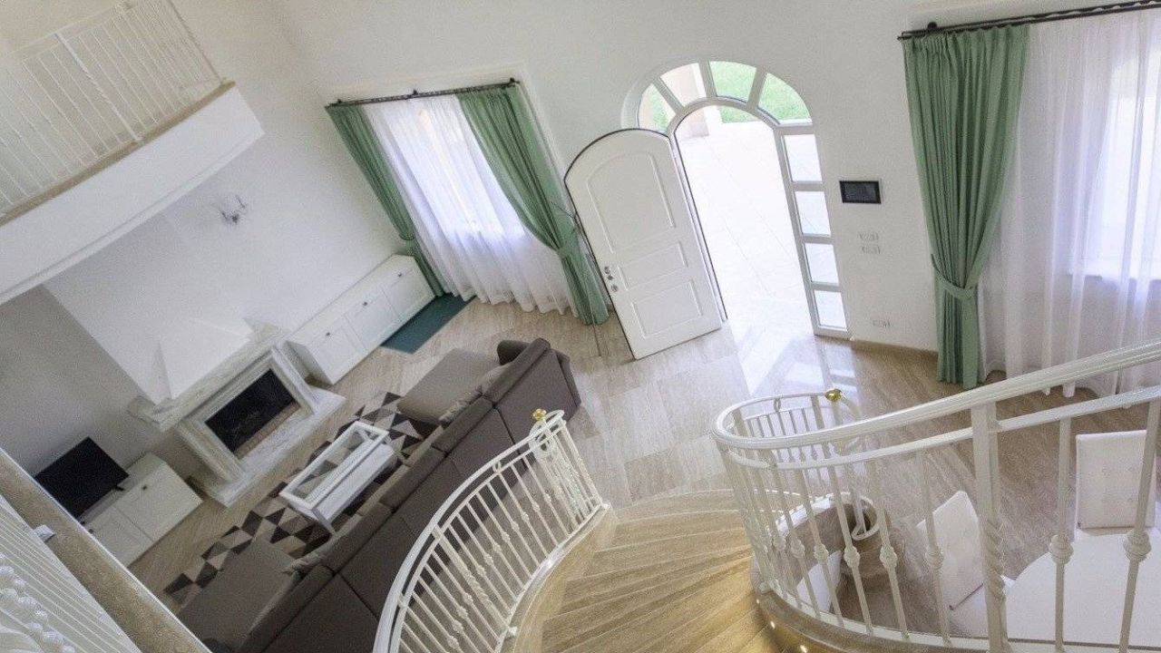 Вилла в Форте деи Марми, Италия, 435 м2 фото 5