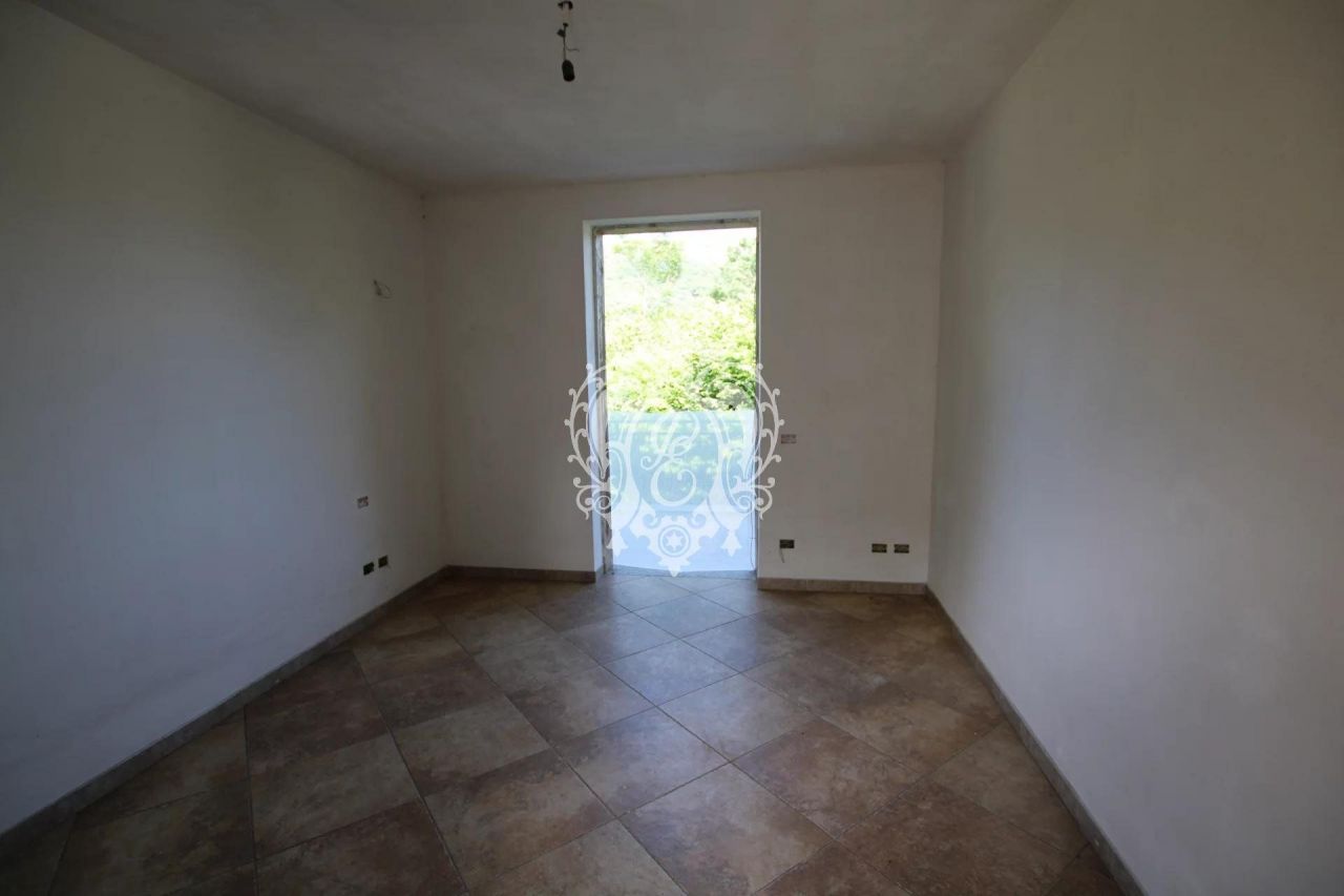 Дом в Массино-Висконти, Италия, 260 м2 фото 5