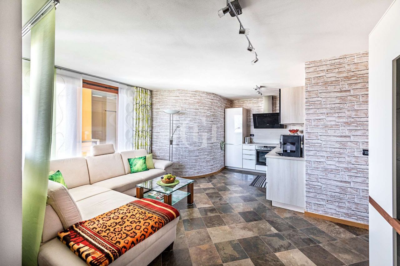 Апартаменты у озера Гарда, Италия, 89 м2 фото 4