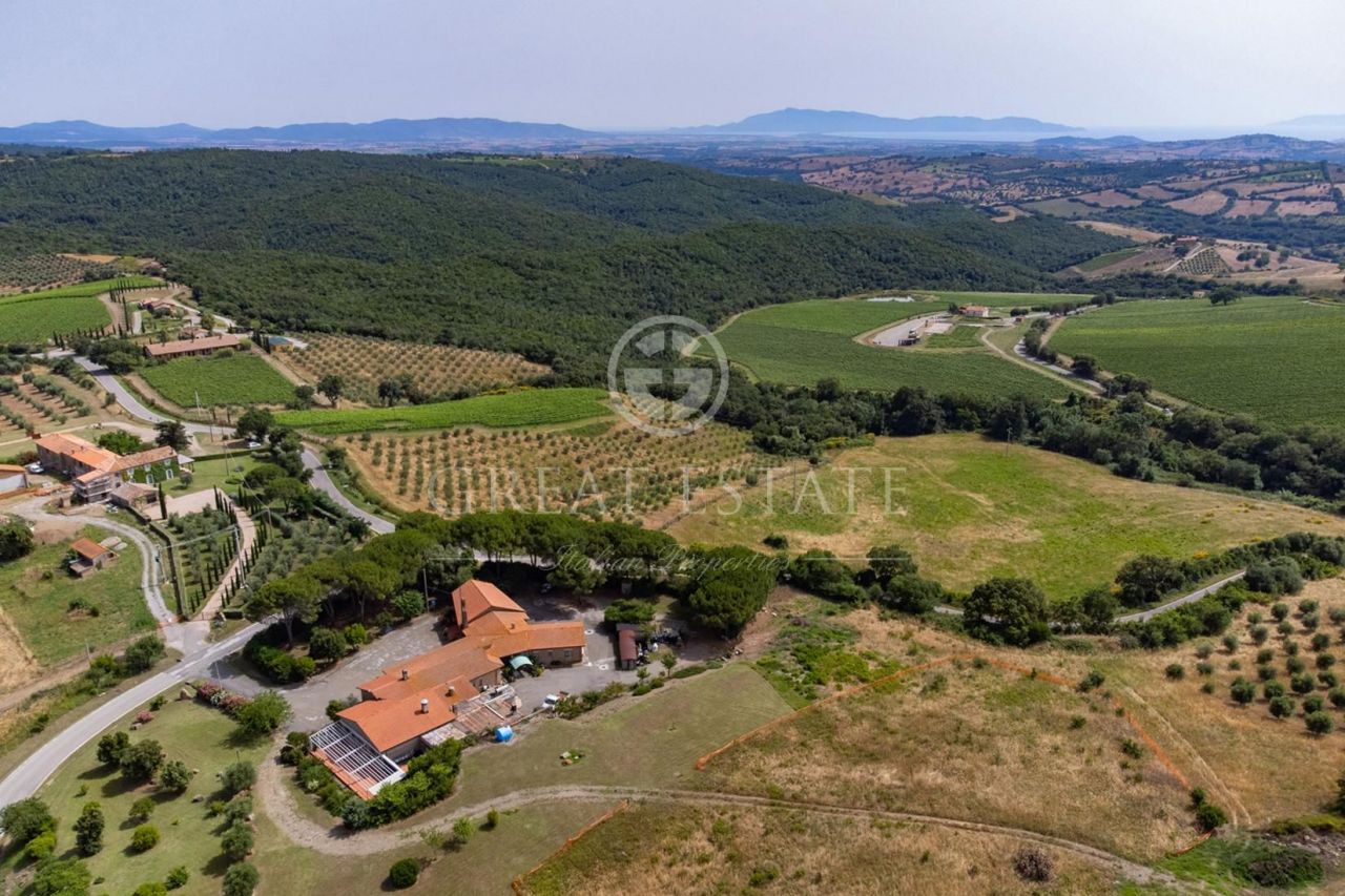 Дом Magliano in Toscana, Италия, 486.3 м2 фото 1