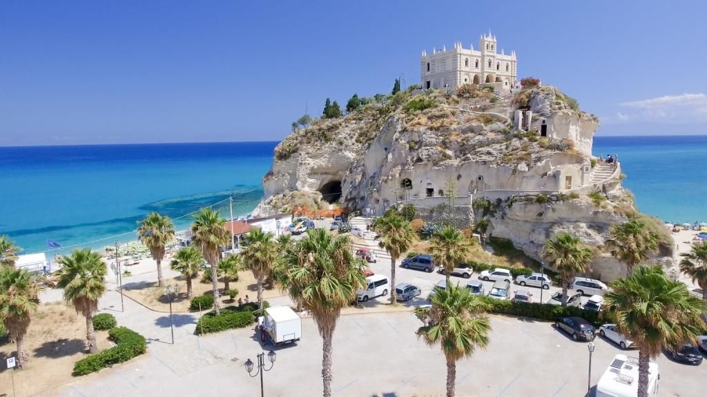Апартаменты в Тропее, Италия, 50 м2 фото 1