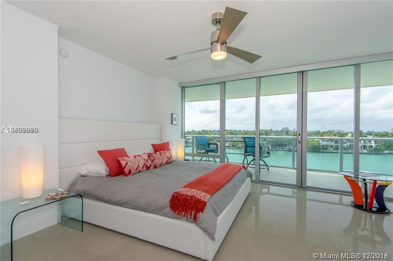Квартира в Майами, США, 150 м2 фото 2
