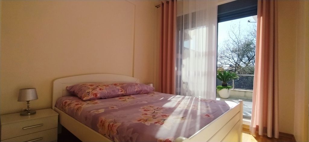 Квартира в Будве, Черногория, 76 м2 фото 3