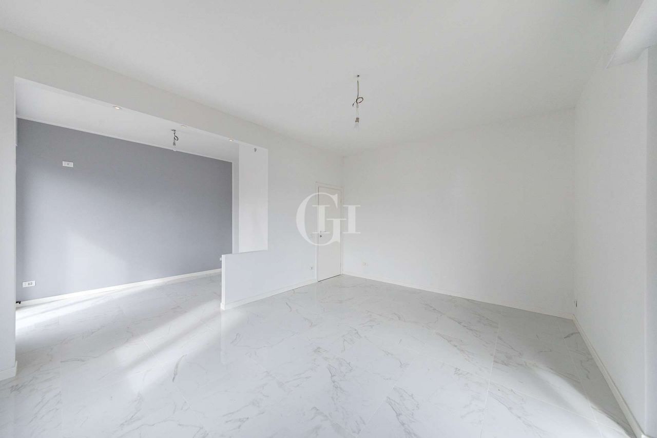 Пентхаус у озера Гарда, Италия, 100 м2 фото 2