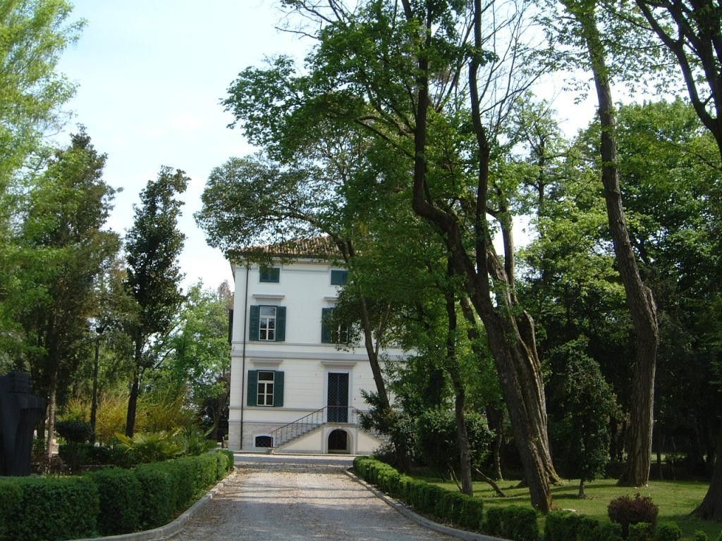 Вилла Cervignano del Friuli, Италия, 1 200 м2 фото 2