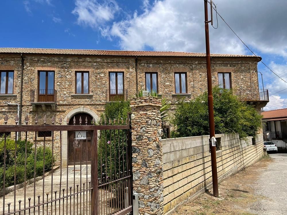 Апартаменты в Бриатико, Италия, 800 м2 фото 2
