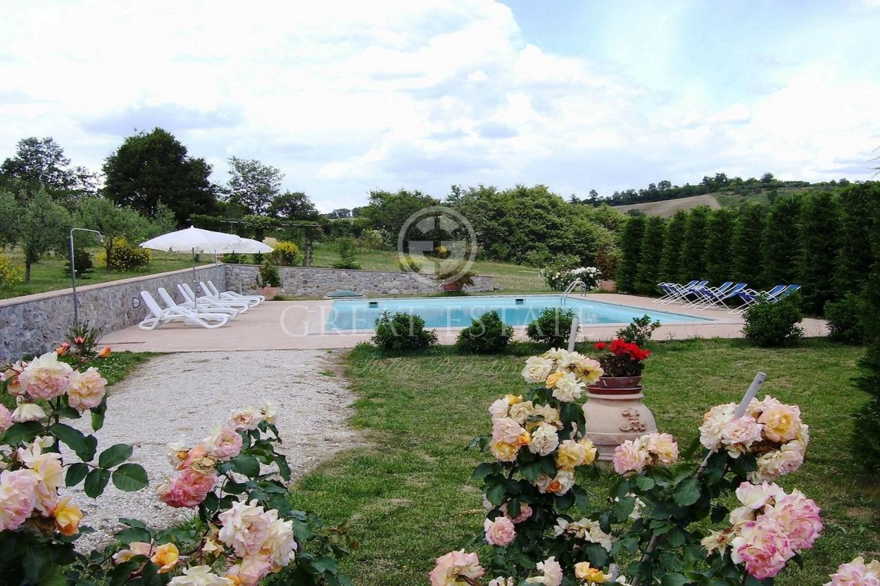 Дом в Фабро, Италия, 355.95 м2 фото 5