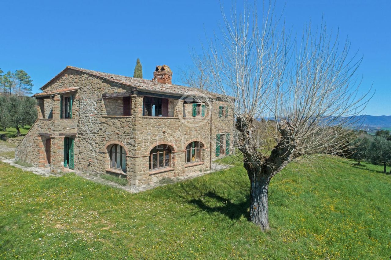 Дом Monte San Savino, Италия, 250 м2 фото 3
