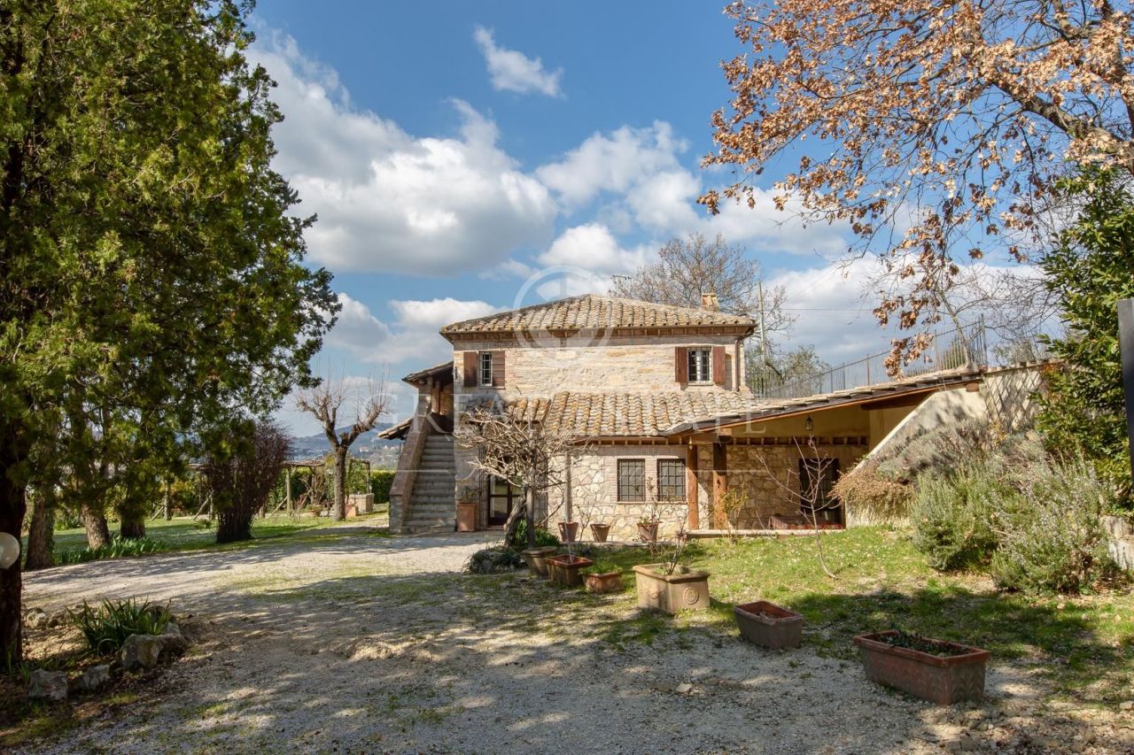 Дом в Амелии, Италия, 423 м2 фото 2