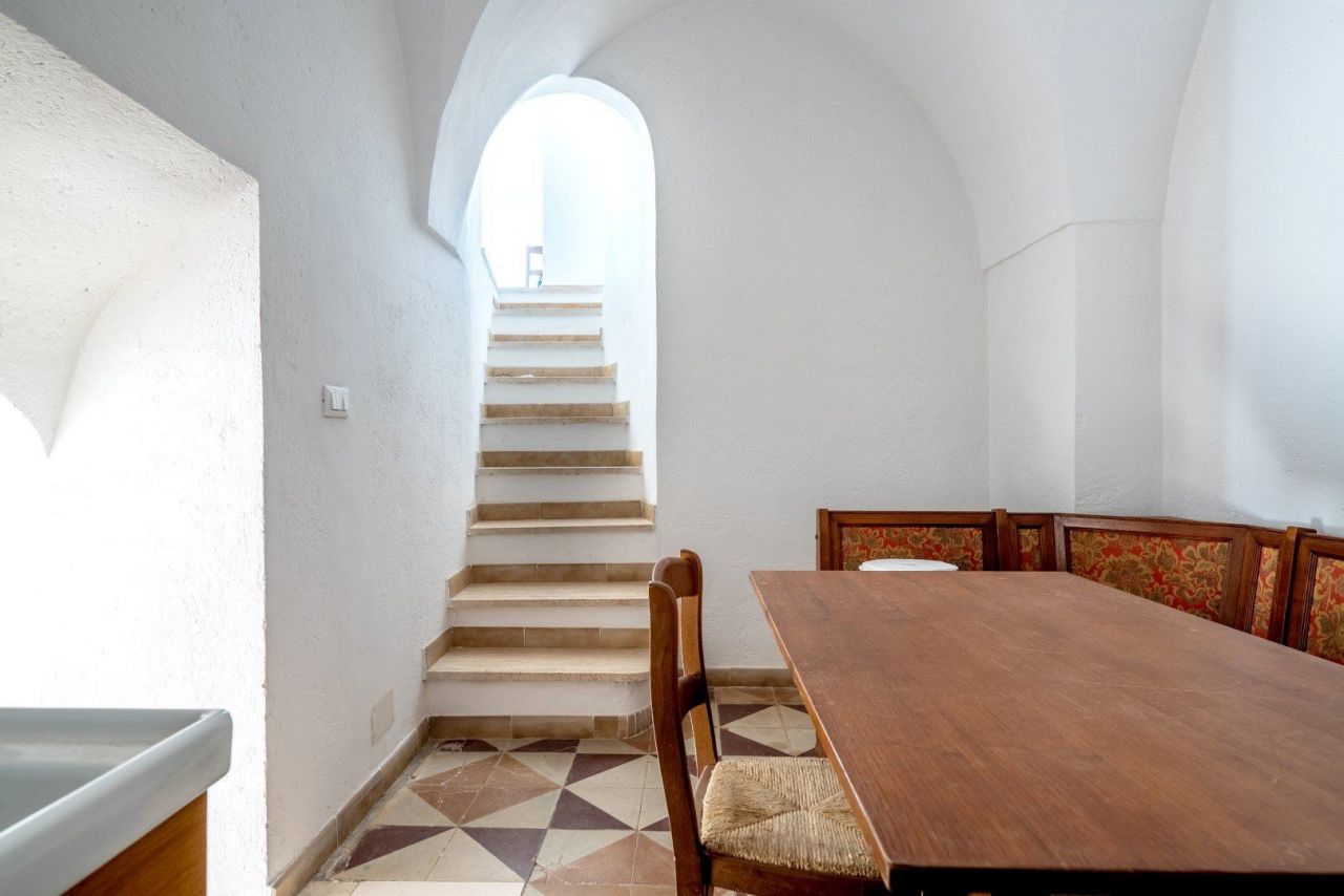 Поместье в Остуни, Италия, 260 м2 фото 3