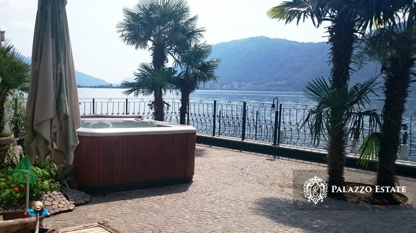 Вилла в Кампионе-д'Италия, Италия, 450 м2 фото 1